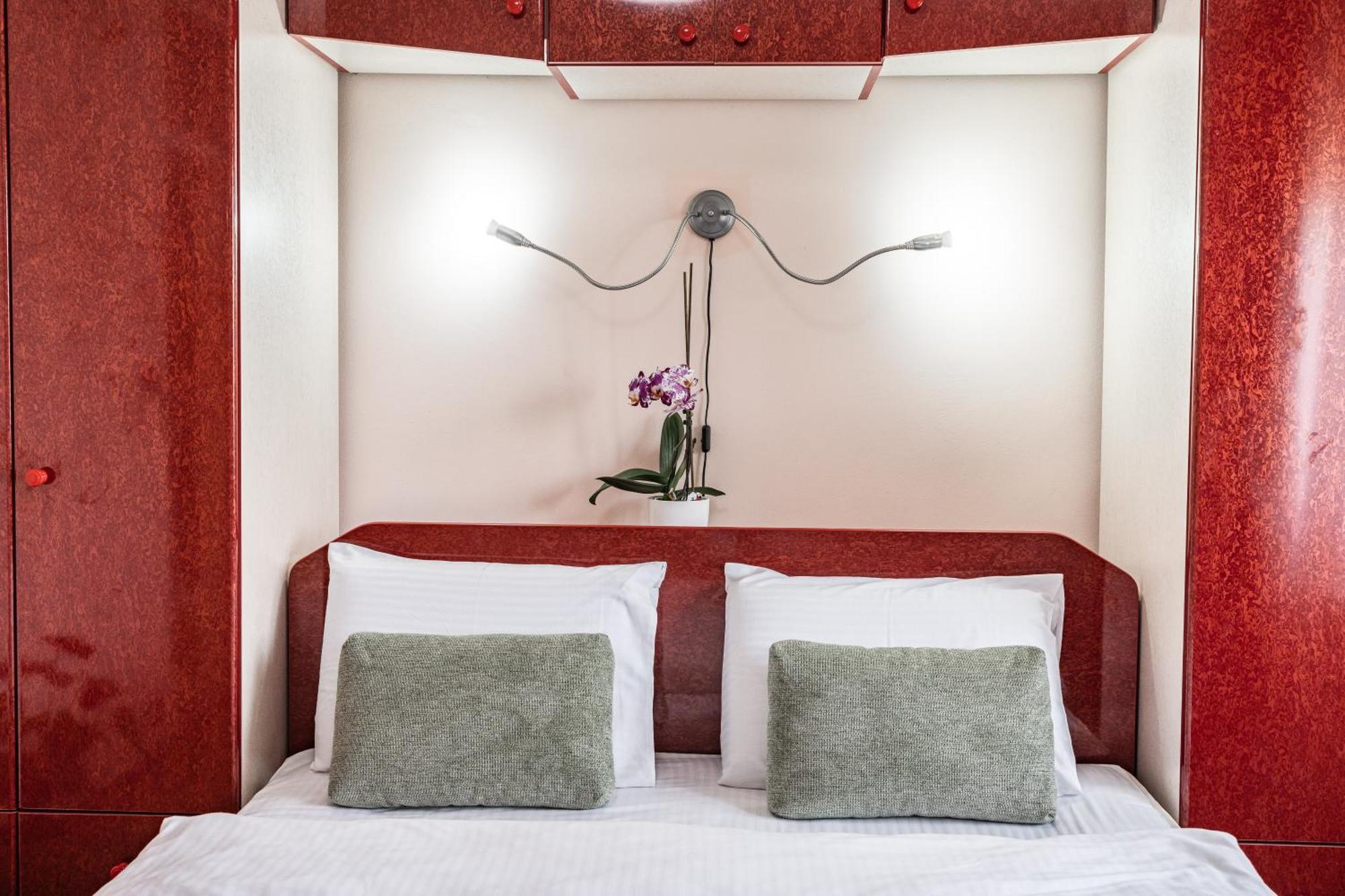 Arad Central Joy - Mihaela Apartment Екстериор снимка